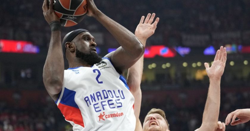 Euroleague’de play-in ve play-off heyecanı: Anadolu Efes ve F.Bahçe’nin rakipleri açıklandı