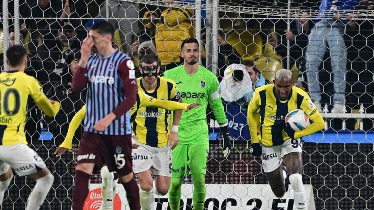 Fenerbahce 4-1 Trabzonspor Maç Özeti