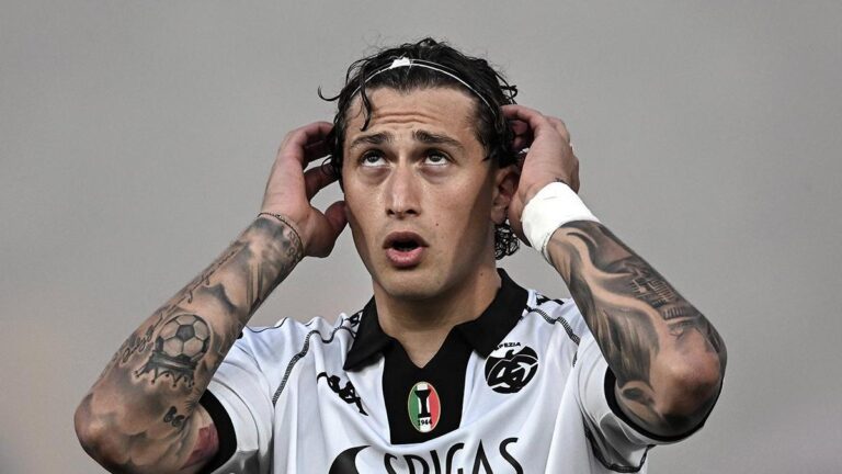 Beşiktaş, Salvatore Esposito için Spezia’ya transfer yapacak