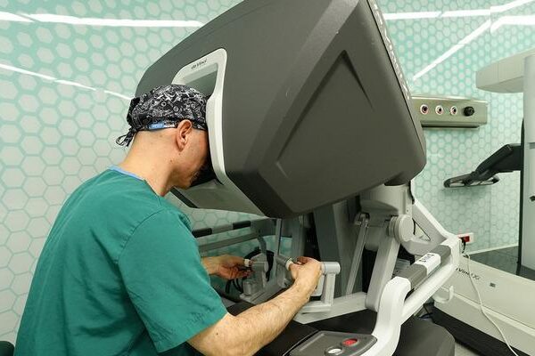 Robotik cerrahi prostat kanseri tedavisinde yeni bir dönem başlattı