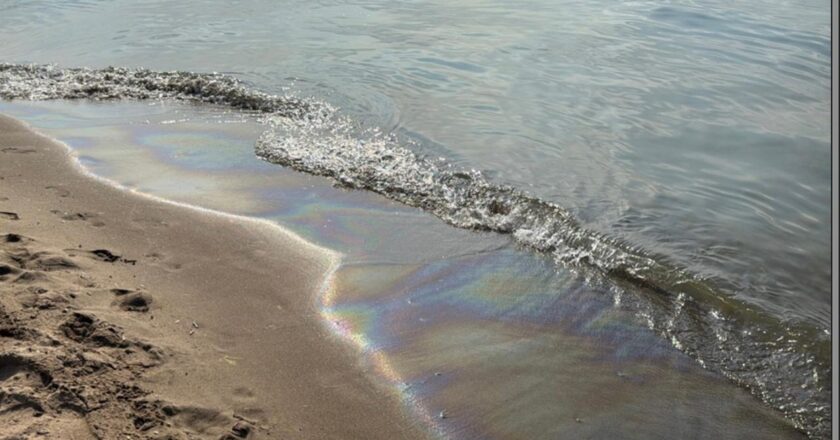 Bar’da denizi kirleten gemi için 10,9 milyon lira ceza