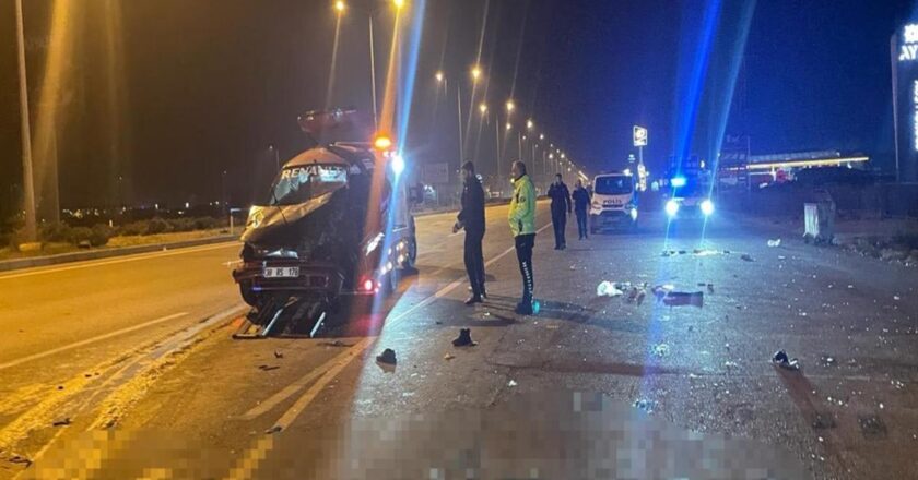 Otomobil takla atarak karşı şeride savruldu: 1 ölü, 3 yaralı