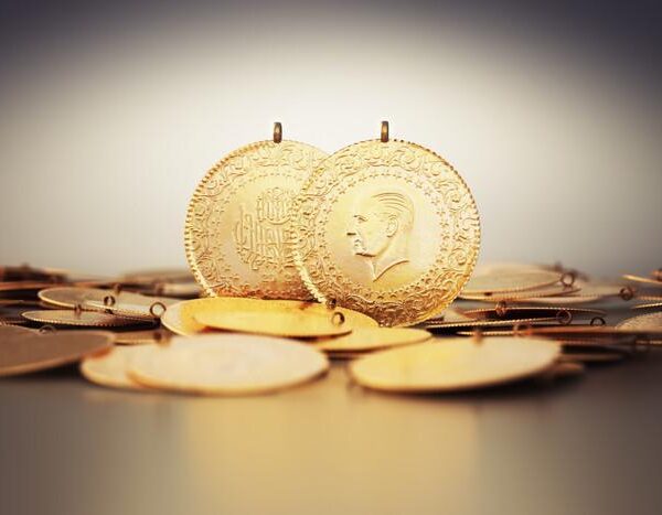 15 Kasım 2025 Hafta Sonu Altın Fiyatları || 1 gram altın, çeyrek altın, Cumhuriyet altını ve ONS altınının bugünkü alış satış fiyatı nedir?